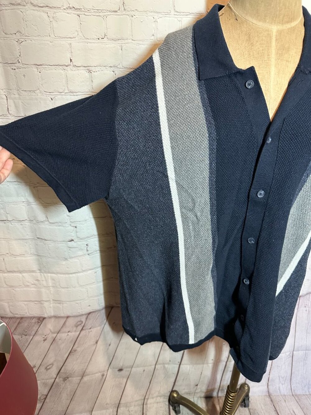 Mens Knit Sweater Blue and Gray Button-up Short Sleeve Size XL Old Navy - Picture 2 of 4